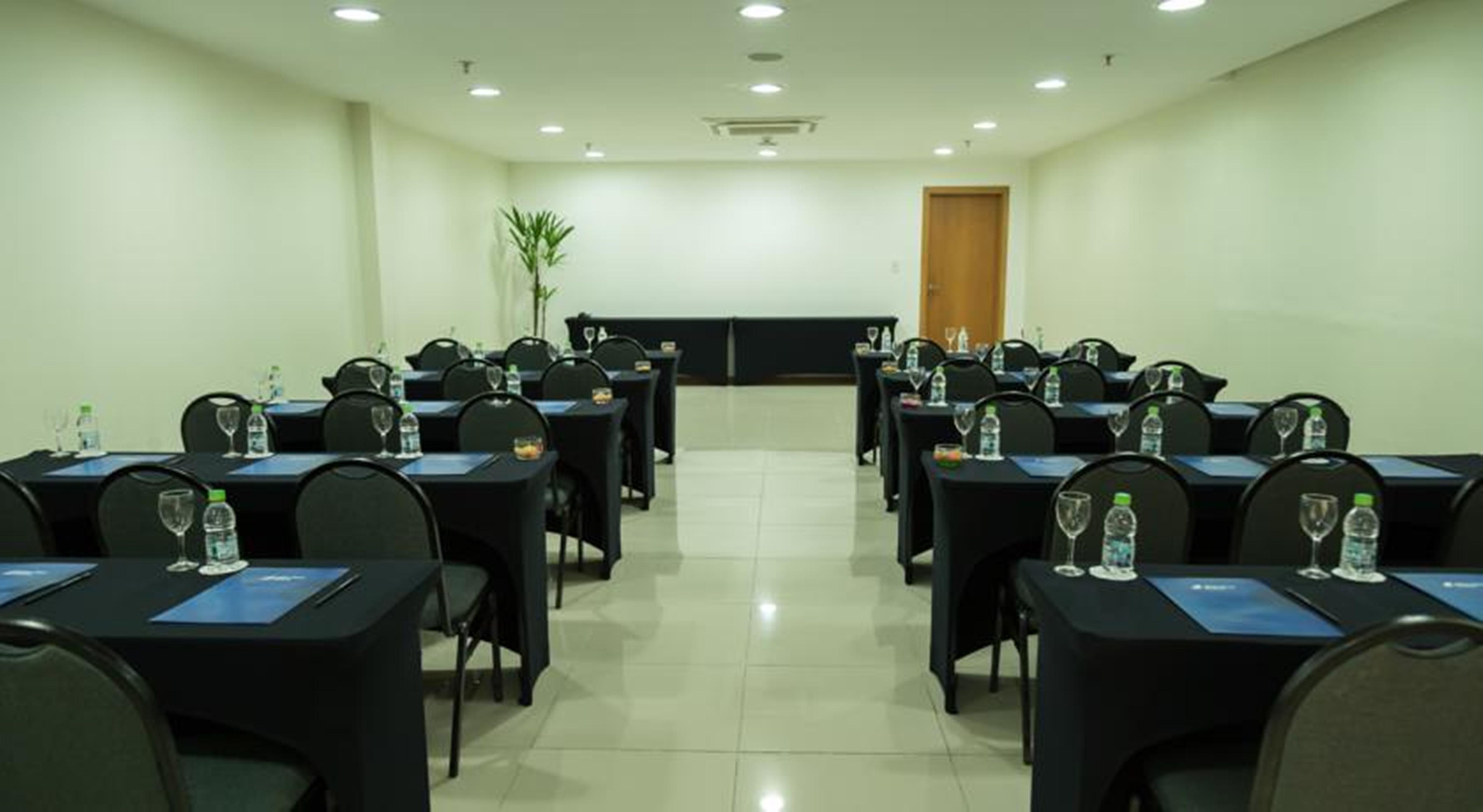 Bluee Tree Premium Manaus Aparthotel Exterior photo